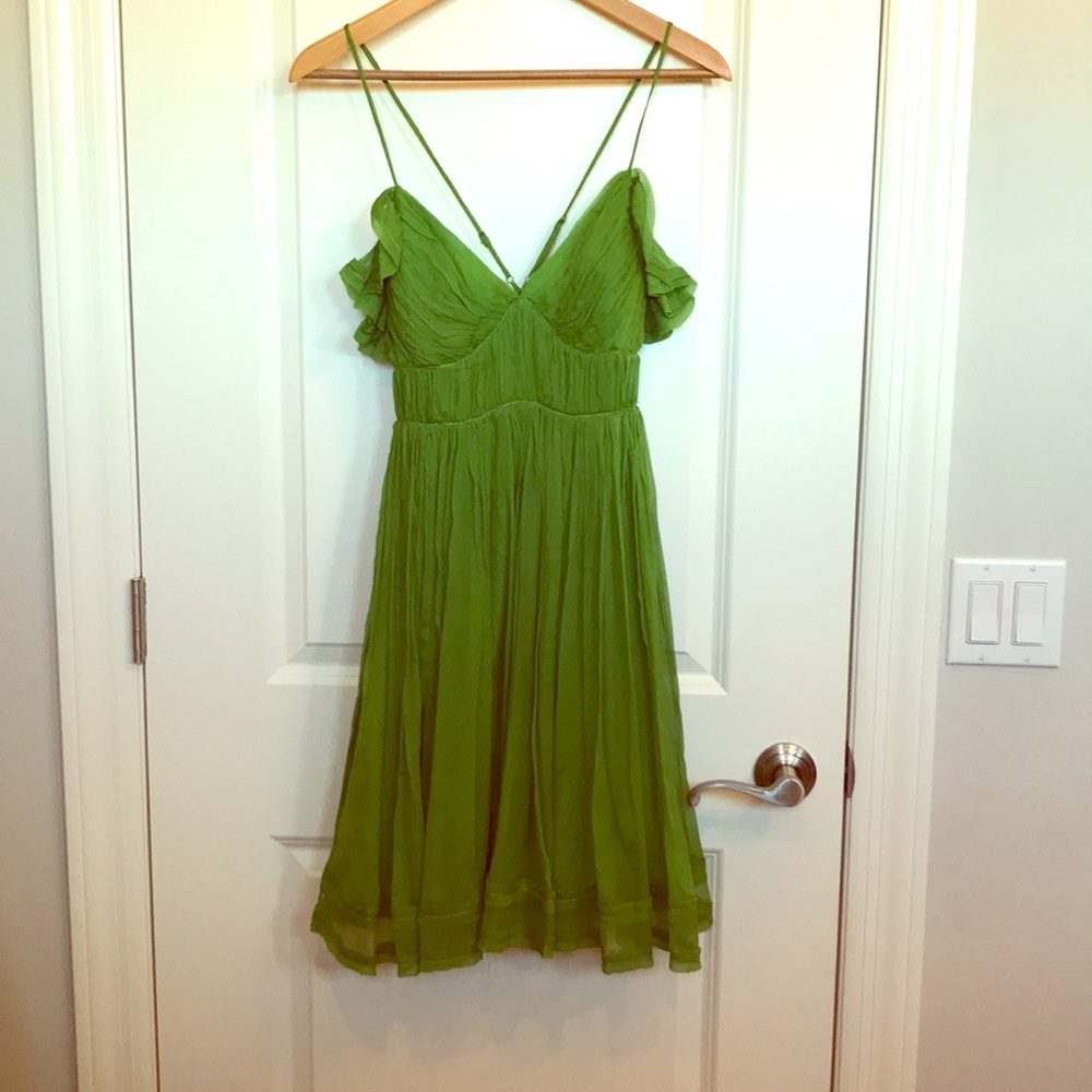 Gorgeous 100% silk green dress